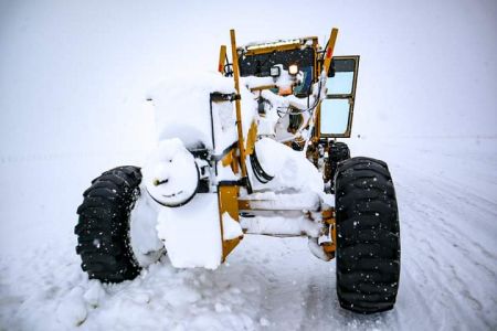 Inédito temporal en Santa Cruz: más de 2.500 km de rutas afectados por la nieve