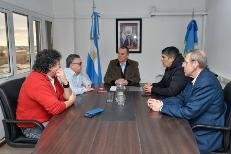 Distrigas S.A. firmó convenio con el Municipio de 28 de Noviembre para extender redes de gas