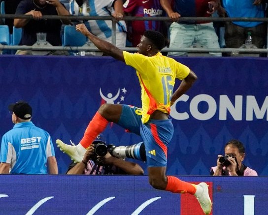 Colombia derrotó 1-0 a Uruguay y enfrentará a Argentina en la final de la Copa América