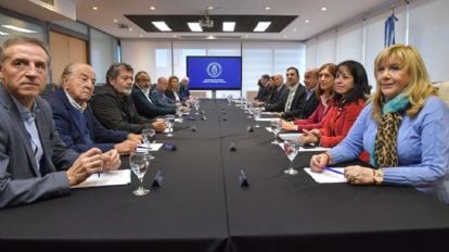 El Gobierno recibió a la CGT en la Secretaría de Trabajo