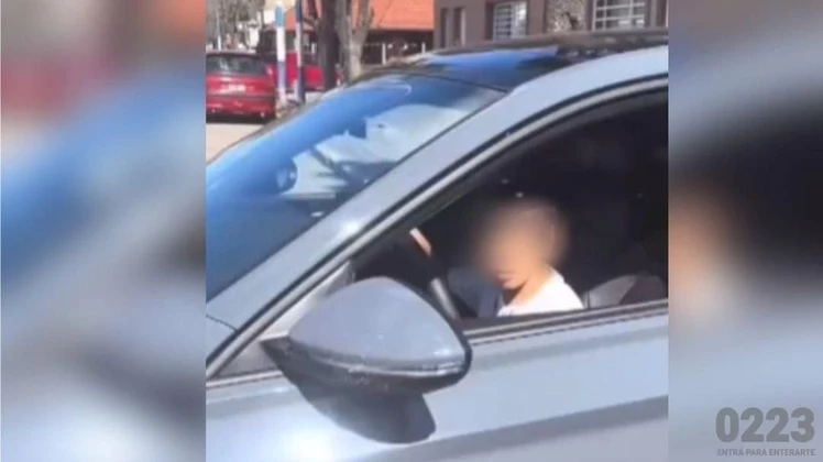 Escándalo por un nene de 10 años que manejó un auto en Mar del Plata: la policía busca a la dueña del vehículo