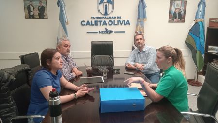 El Gobierno Provincial fortalece la articulación con sectores productivos y sociales en Caleta Olivia