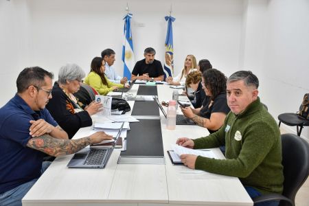 El Gobierno Provincial sostiene el diálogo y ratifica su compromiso con la educación y el salario docente